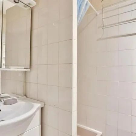 Design Champ De Mars, 2 Pieces Quartier Tour Eiffel Apartment *